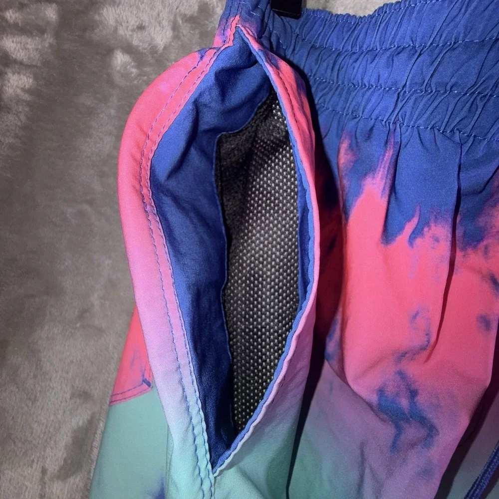 Hurley Boys Board Shorts Size Small‎ 26 Multicolor Gradient Palms Surfer Beach
